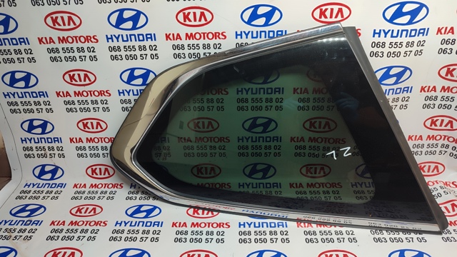 Скло багажного відсіку, ліве 87810S1100 HYUNDAI