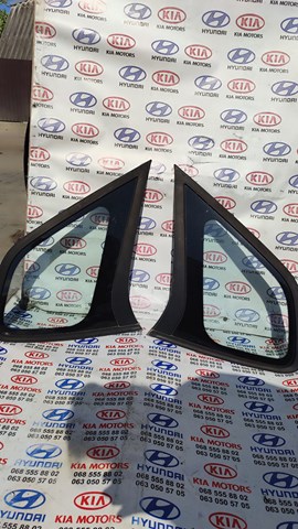 Стукло багажника, праве 878201D000 HYUNDAI
