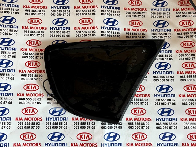 Стукло багажника, праве 878202L110 HYUNDAI