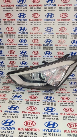 Фари 921012W206 HYUNDAI