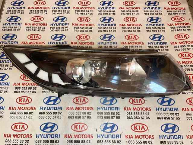 Фара основна права 921022T421 HYUNDAI