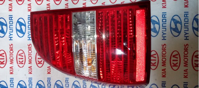 Задня ліва фара 924011F011 HYUNDAI