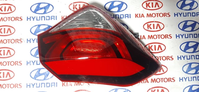 Задня ліва зовнішня фара 92401C8000 HYUNDAI