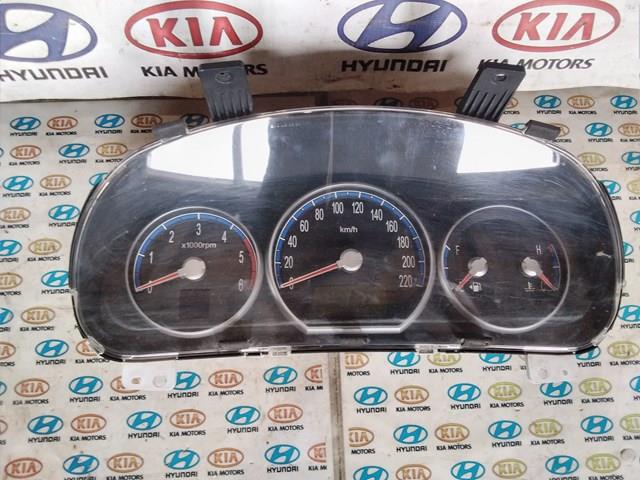 Панель приладів 940032B640 HYUNDAI