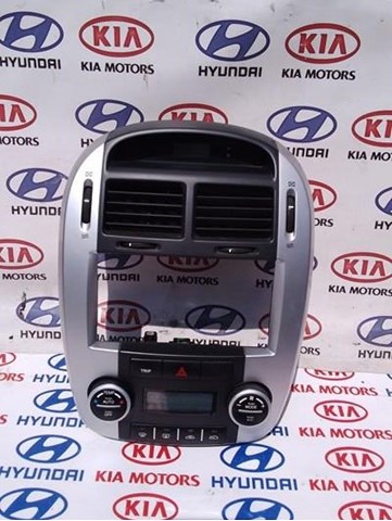 Годинники в салон, на панелі 945002F505 HYUNDAI