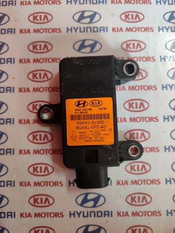 Датчик поперечного прискорення (ESP) 956903V100 HYUNDAI
