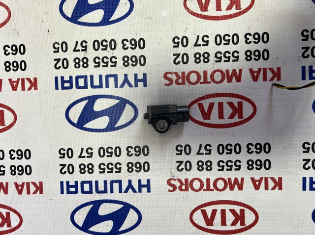 Датчик Айрбег передній 959302W000 HYUNDAI