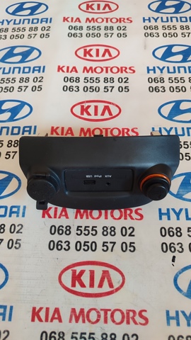 USB-розгалужувач 961202K000 HYUNDAI