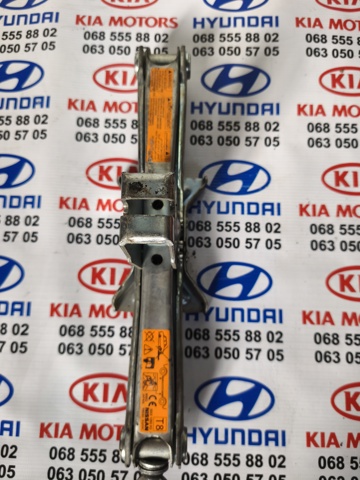 Підйомник гідравлічний 99550EQ56C NISSAN