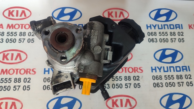 Помпа ГПК A0064666601 MERCEDES