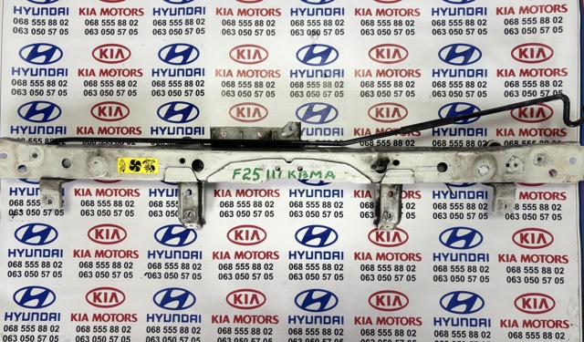 Рамка радіатора верхня F25111KBMA NISSAN