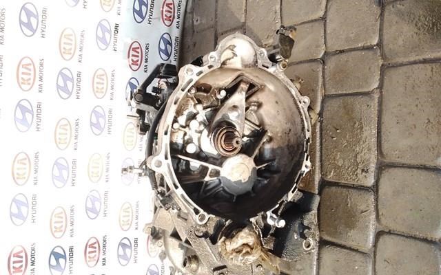 Механічна коробка перемикання передач M56CF31 HYUNDAI