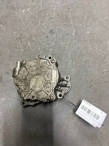 Насос вакуумний 03L145100 VAG