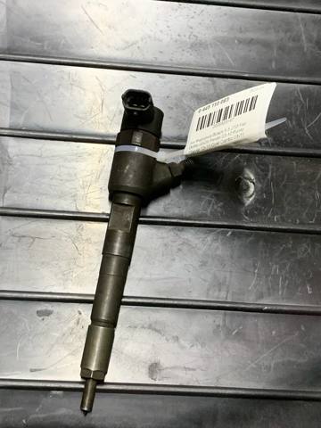 Форсунка дизельна в зборі, розпилювач + тримач 0445110083 BOSCH