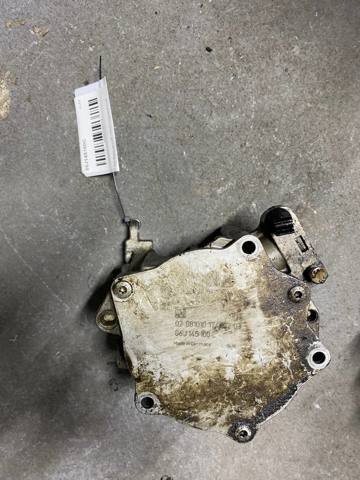 Насос вакуумний 06J145100C VAG