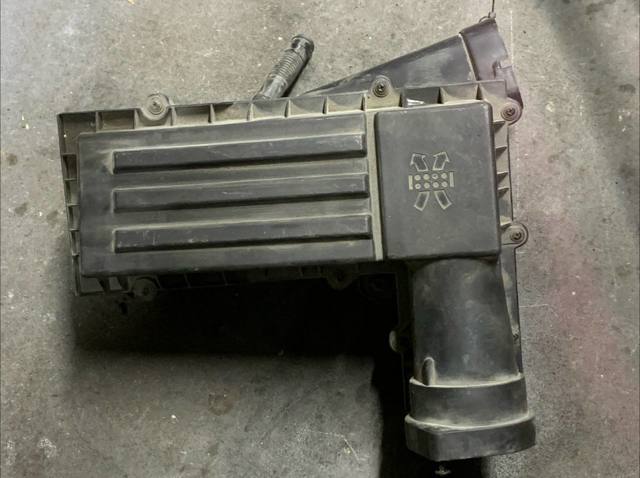 Коробка фільтра 1K0129607AG VAG