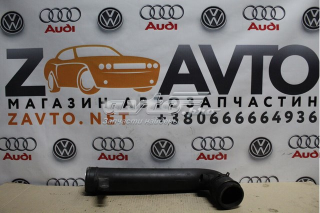 Патрубок повітряний, вхід в турбіну (наддув) 1K0129654AR VAG
