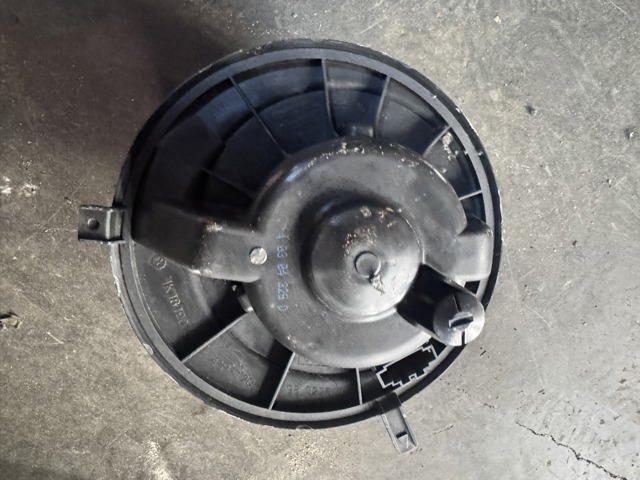 Моторчик пічки 1K1819015 VAG