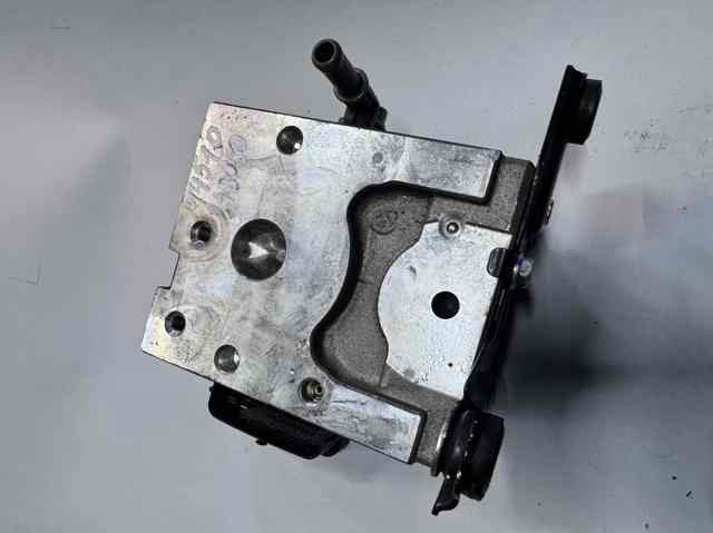 Блок АБС гідравлічний 4451048080 TOYOTA