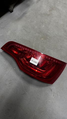 Задній правий стоп 4L0945094G VAG