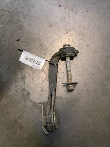 Розтяжка переднього нижнього важеля, ліва 8200626969 RENAULT