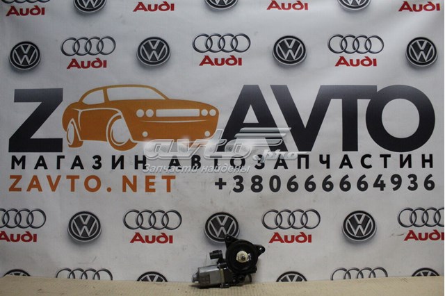 Мотор склопідйомника дверей передніх, лівих 82450F1000 HYUNDAI