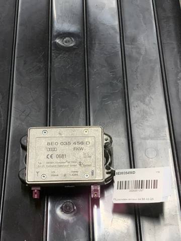 Підсилювач сигналу антени 8E0035456D VAG