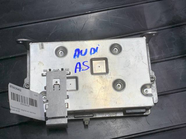 Підсилювач звуку аудіосистеми 8T0035462 VAG