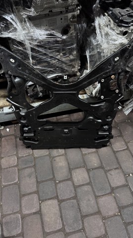Балка передньої підвіски, підрамник 8W7399347G VAG