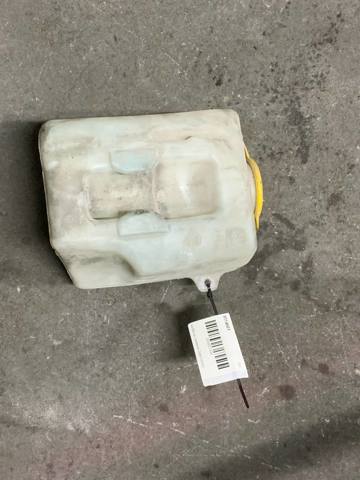 Бачок склоомивача 9114661 GM