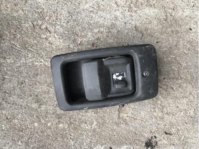 Ручка закриття кришки багажника внутрішня 1637600061 MERCEDES