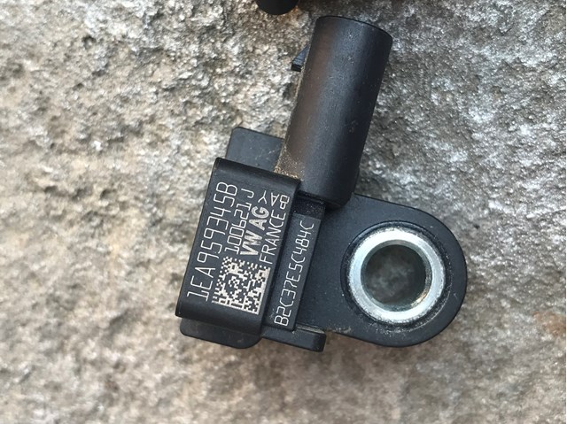Датчик Айрбег передній 1EA959345B VAG