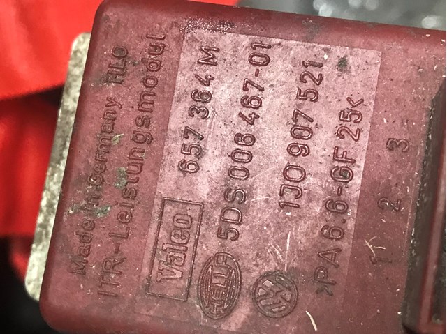 Реле обігрівача 1J0907521 PORSCHE