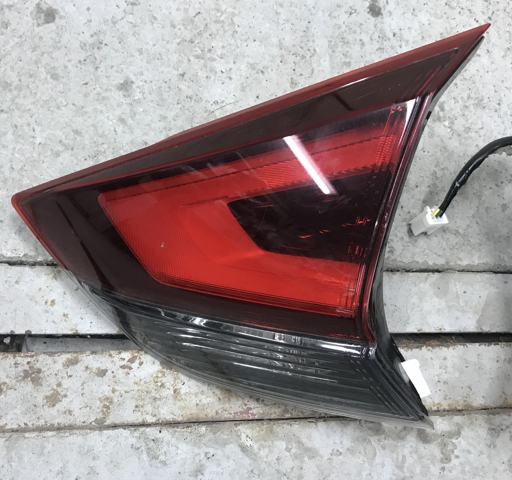 Ліхтар задній правий 265506FP5A NISSAN