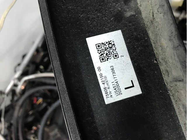 Розширювач заднього крила, лівий 756064215000 TOYOTA