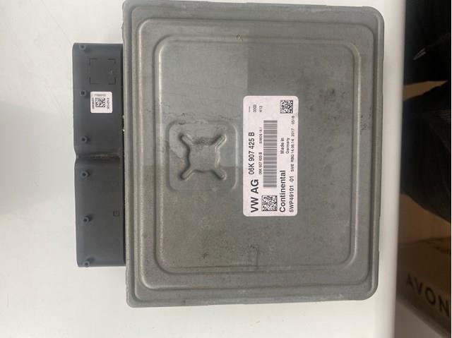 Блок двигуна 06K907425B VAG