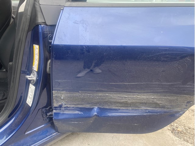 Двері задні Tesla Model 3