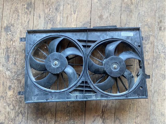 Вентилятор радиатора охлаждения в сборе с дефектом 68031872AA