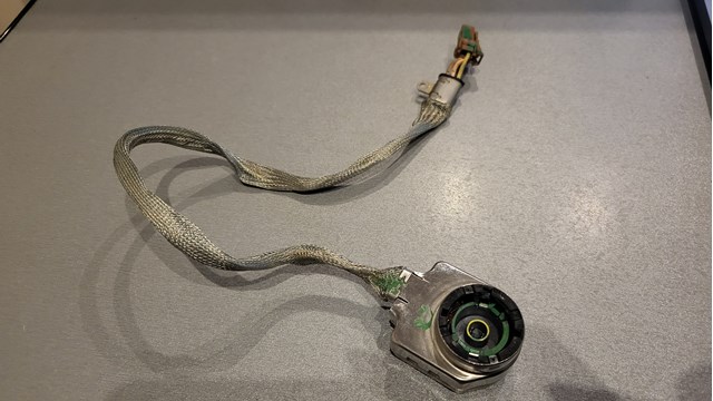 Двигун корректора фари E221510H5 MAZDA