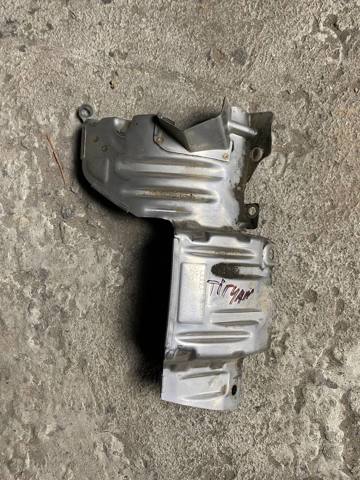 Кришка випускного колектора 06K129596C VAG