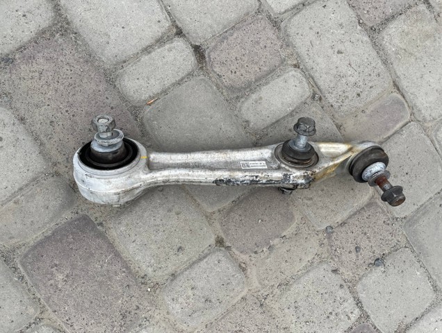 Важіль передньої підвіски нижній, лівий/правий 102735100E TESLA