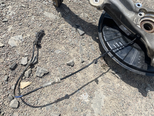 Датчик ABS передній 102776100B TESLA