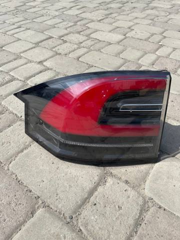 Ліхтар задній лівий, зовнішній 103433200A TESLA