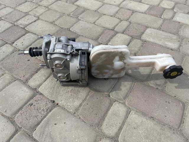 Підсилювач гальма вакуумний 104552300C TESLA