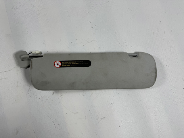 Козирок протисонячний 149040601B TESLA