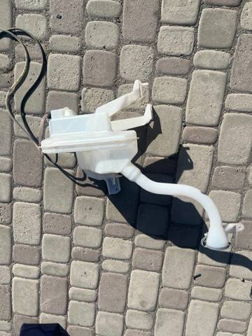 Бачок омивача скла 289105SA0A NISSAN