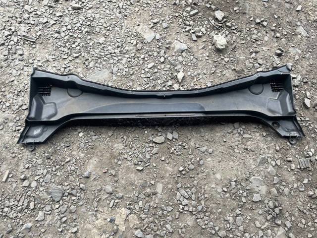 Заглушка жабо збоку 51717350593 BMW