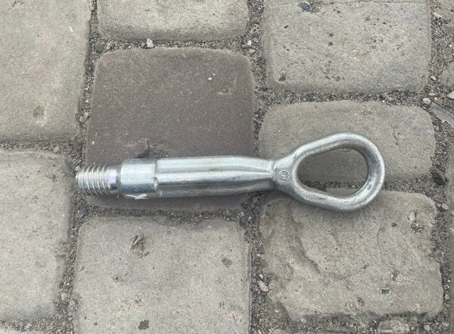 Крюк буксирувальний передній 72157953893 BMW