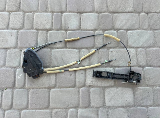 Замок водійських дверей 805015RL3A NISSAN