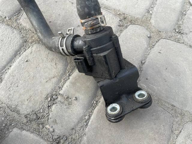 Помпа водяна, додатковий електричний DS7G8C419CB FORD